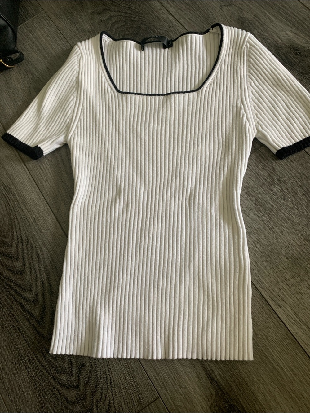 Women’s Zesica white ribbed shirt m